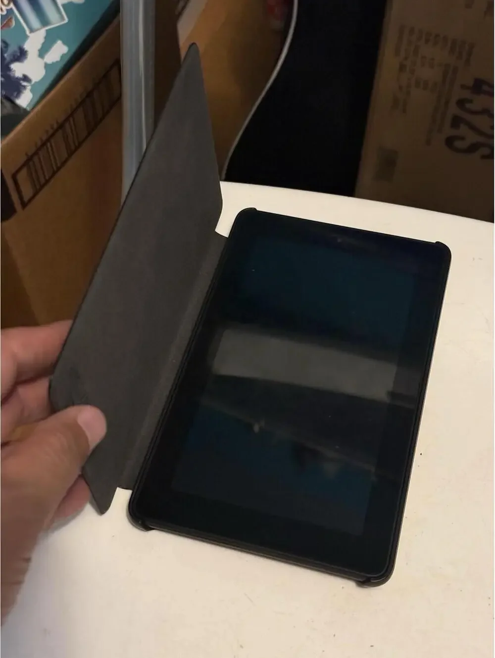 Amazon Fire (5th Generation) 8GB, Wi-Fi, 7in - (not Working , May Need Battery